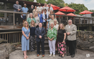 Yuz va anusda bir litr sperma